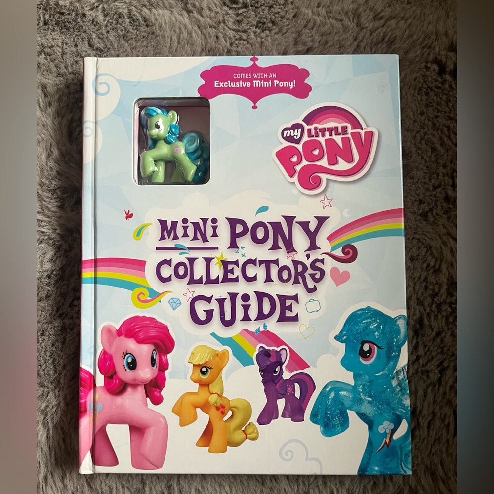 Kids Mini Pony Collection Guide Hardcover Book My Little Pony NWT